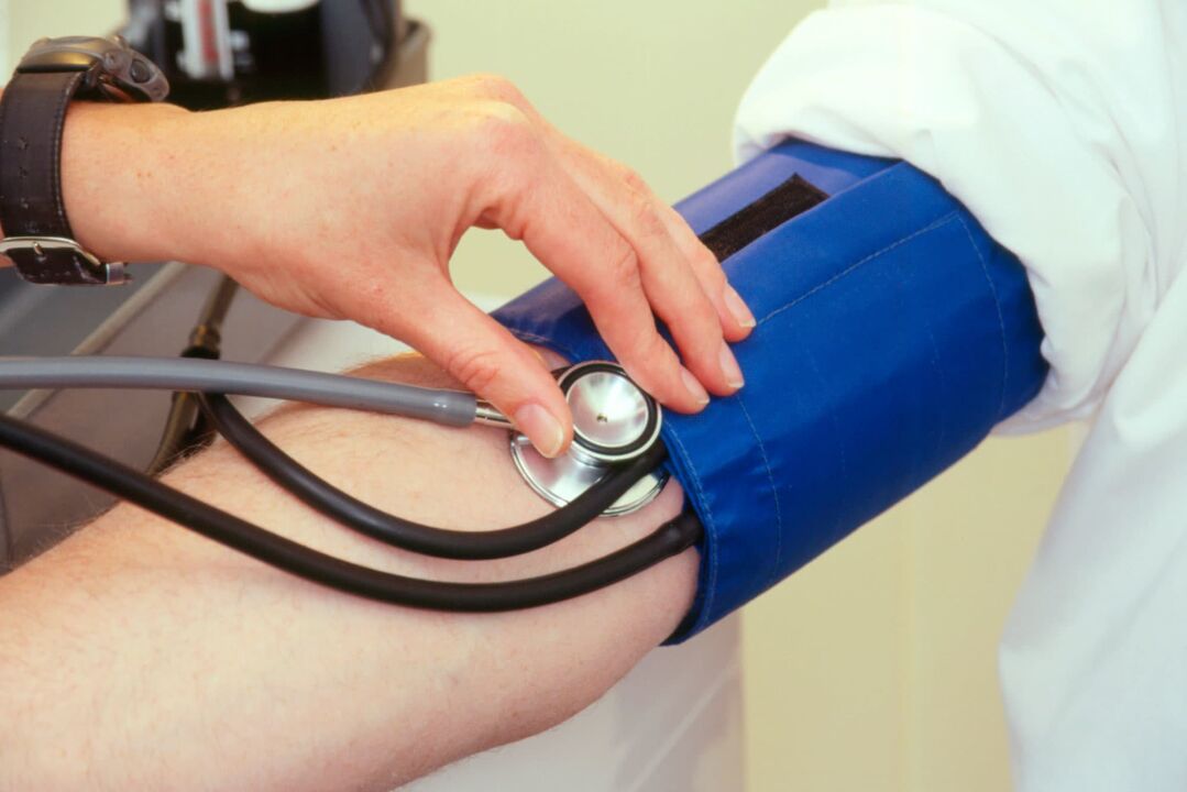 simptome și cauze ale hipertensiunii arteriale